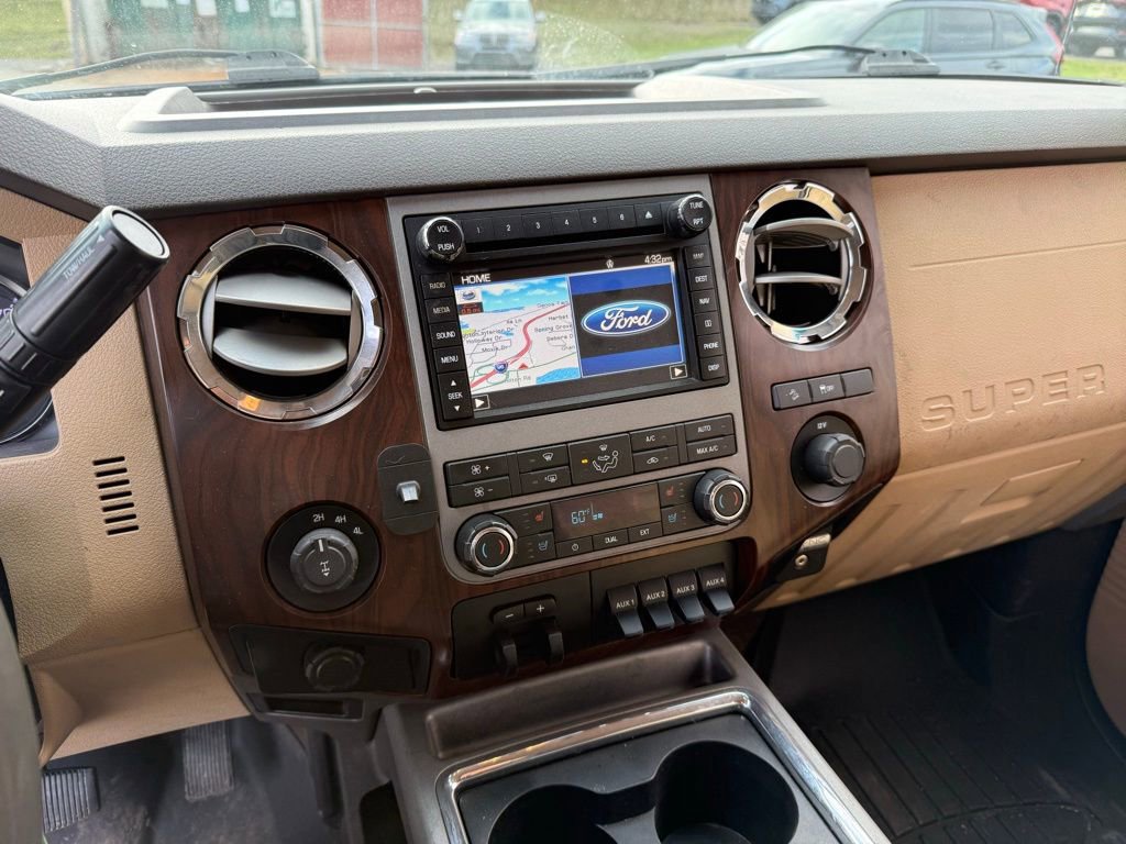 Used 2012 Ford F350 Lariat w/ Lariat Interior Pkg image 10
