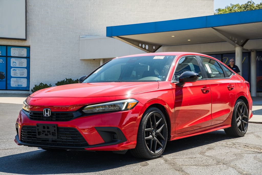 Used 2023 Honda Civic Sport image 3