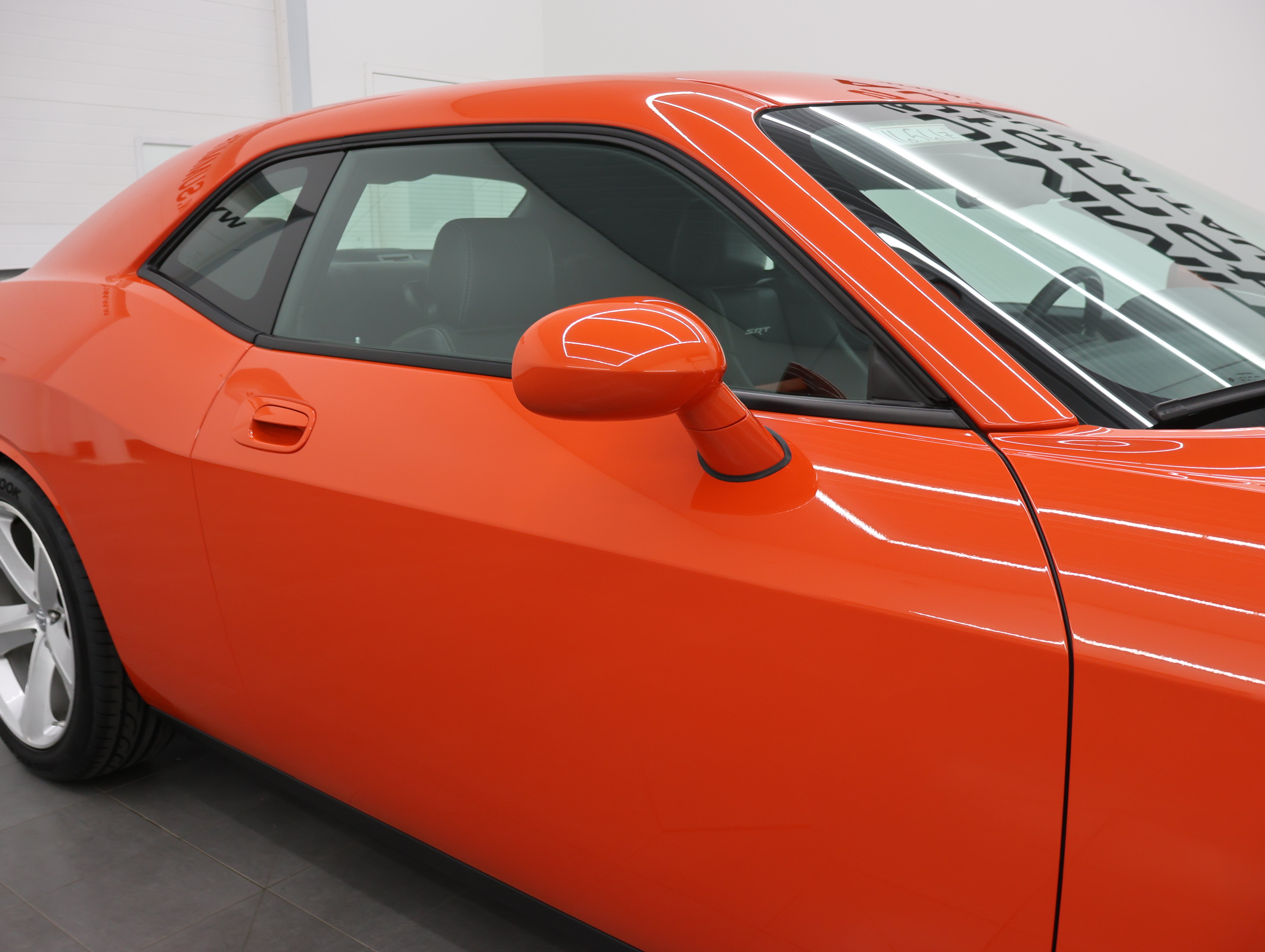 Used 2009 Dodge Challenger SRT8 w/ SRT Option Group II RWD image 25