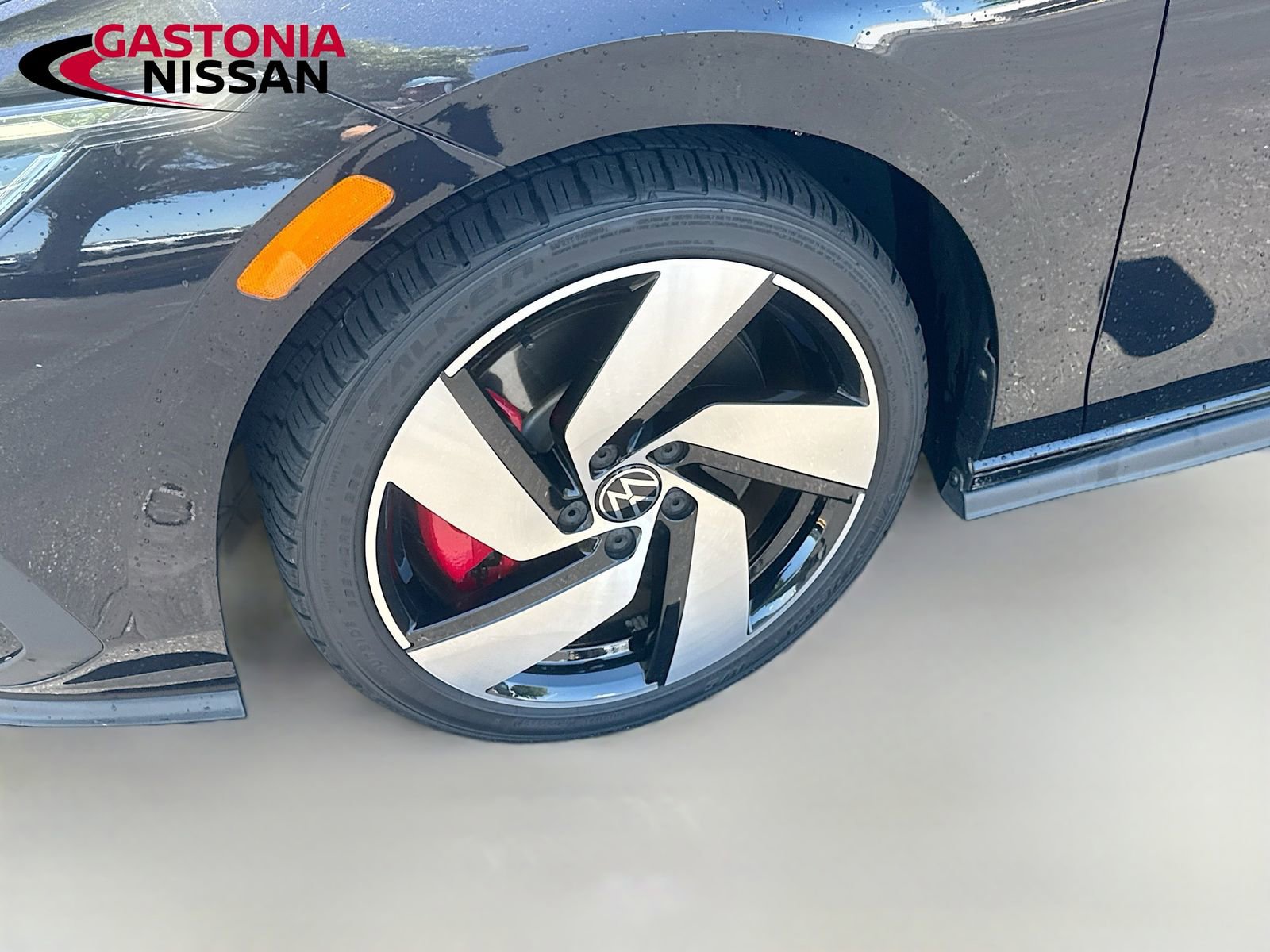 Used 2022 Volkswagen GTI SE FWD image 36