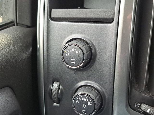 Used 2018 Chevrolet Silverado 1500 LT w/ All Star Edition image 13