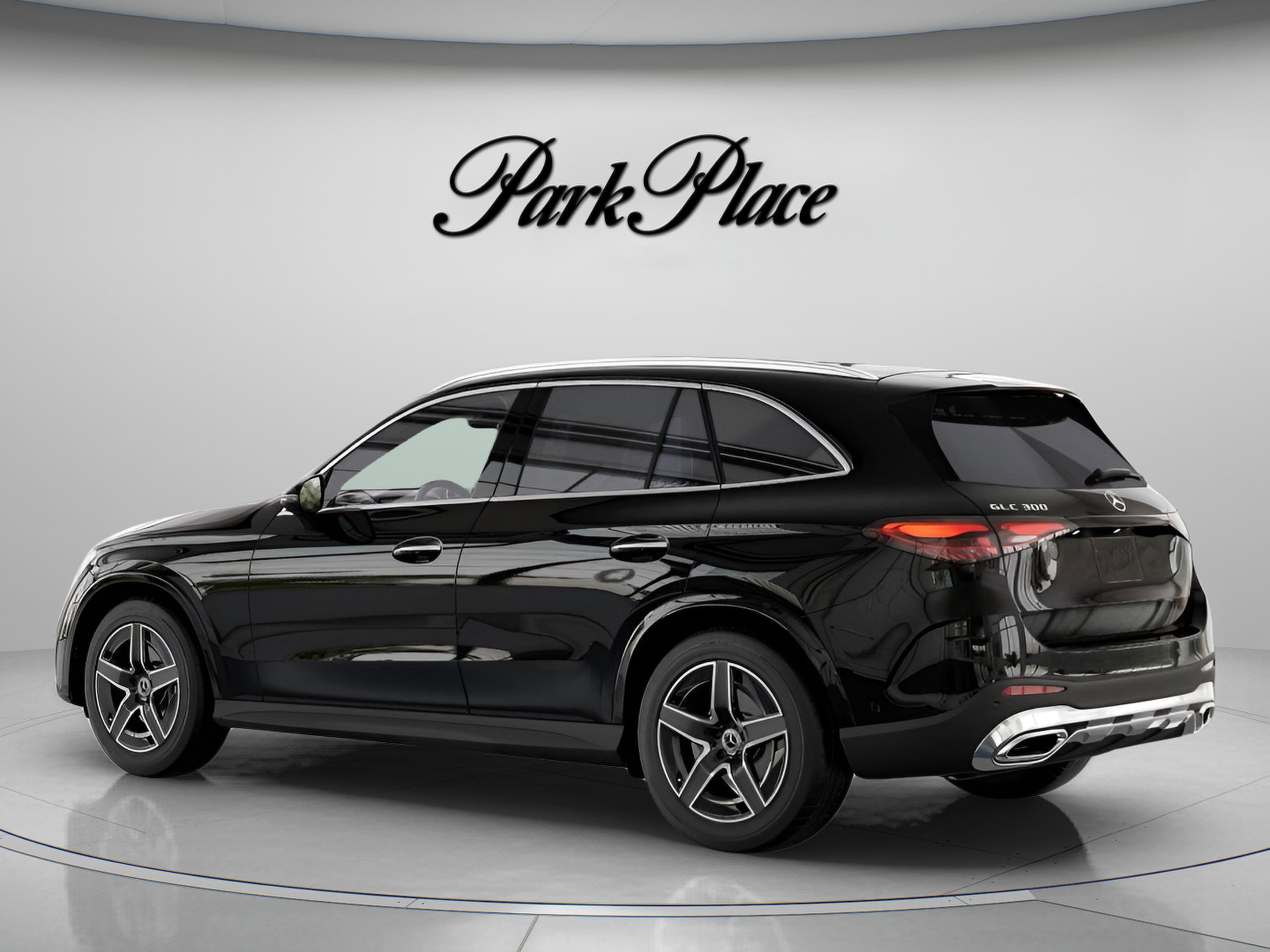 Certified 2025 Mercedes-Benz GLC 300 image 11