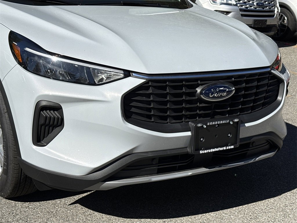 Used 2025 Ford Escape Active w/ Tech Pack #1 image 7