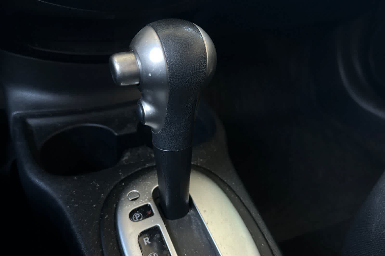 Used 2015 Nissan Versa Note SV FWD image 21
