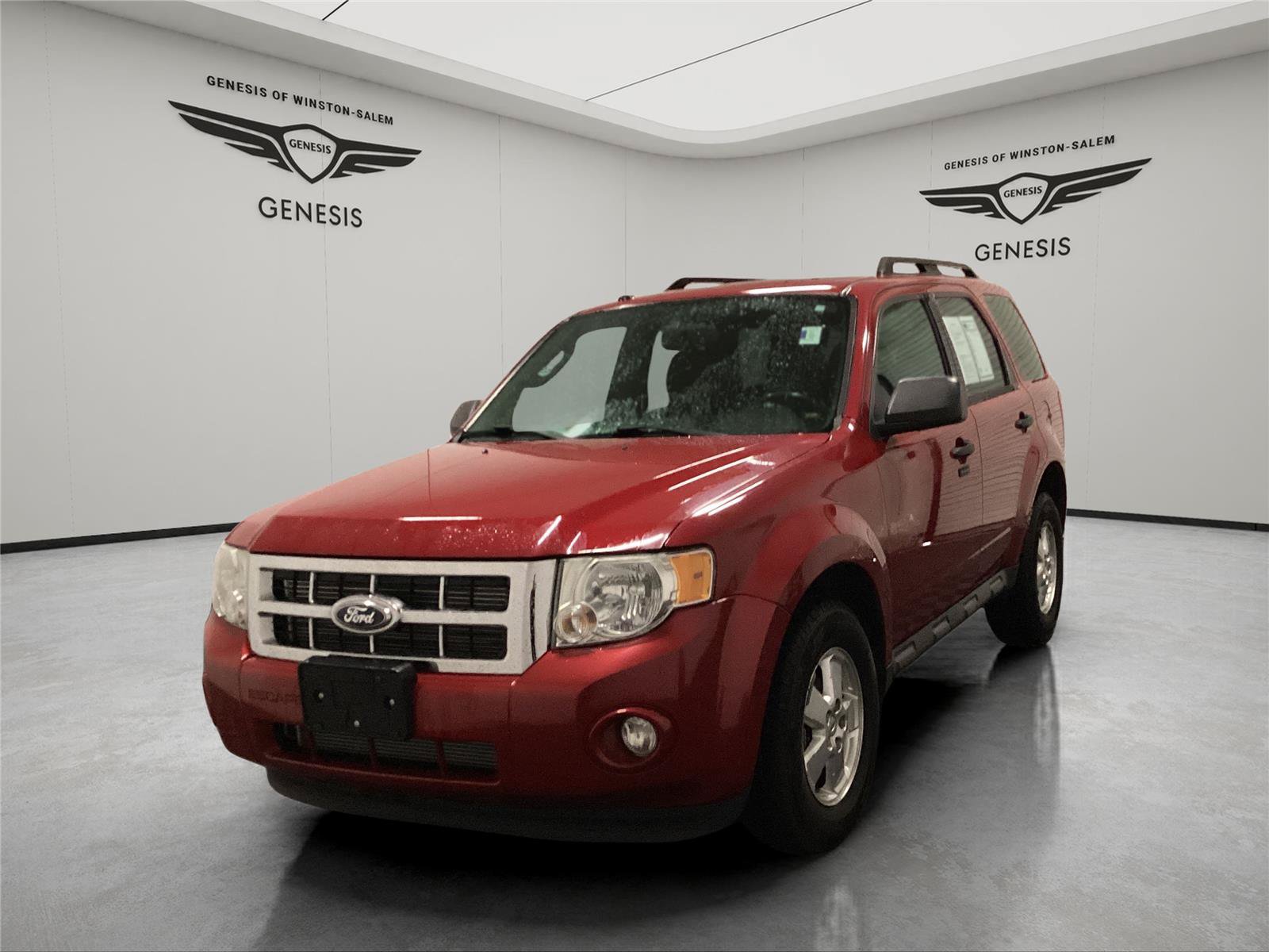 Used 2011 Ford Escape XLT FWD image 1