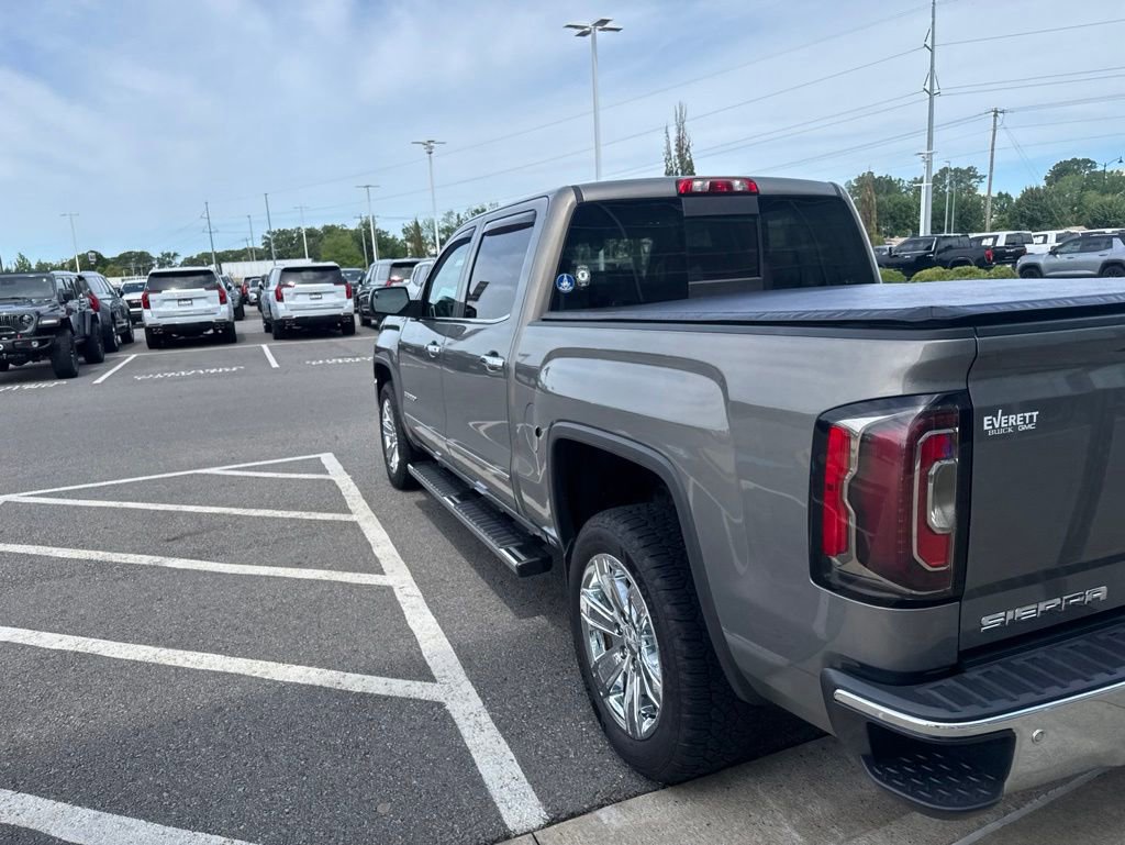 Used 2017 GMC Sierra 1500 SLT AWD/4WD image 9