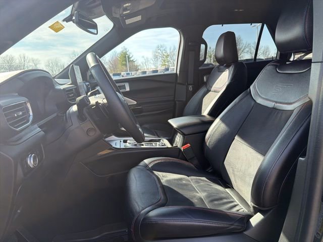 Used 2023 Ford Explorer ST w/ Equipment Group 401A AWD/4WD image 27