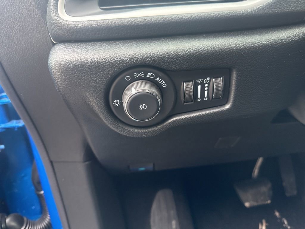 New 2026 Chrysler Pacifica Select image 20