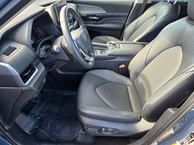 Certified 2025 Toyota Grand Highlander AWD image 10