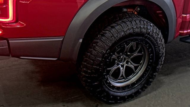 Used 2020 Ford F150 Raptor w/ Equipment Group 802A Luxury image 8