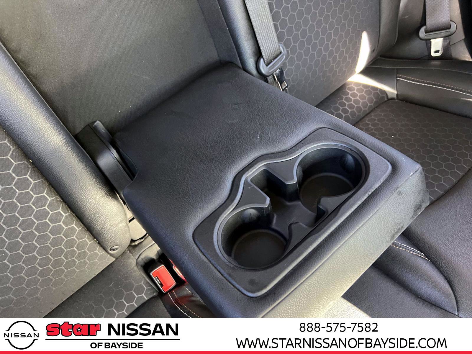 Used 2019 Jeep Compass Latitude image 11