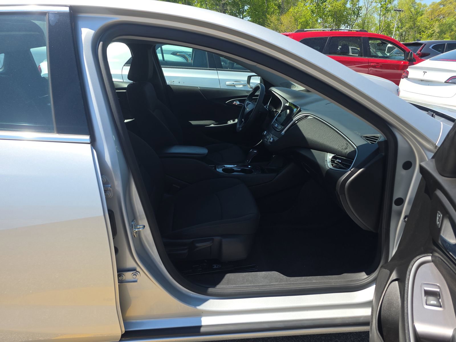 Used 2020 Chevrolet Malibu LS w/ LPO, Convenience Package 2 FWD image 15