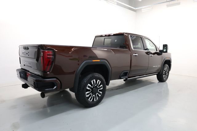Used 2024 GMC Sierra 3500 Denali Ultimate AWD/4WD image 65