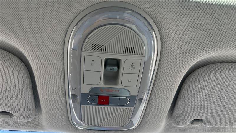 Used 2024 Hyundai Ioniq 5 Limited AWD/4WD image 43