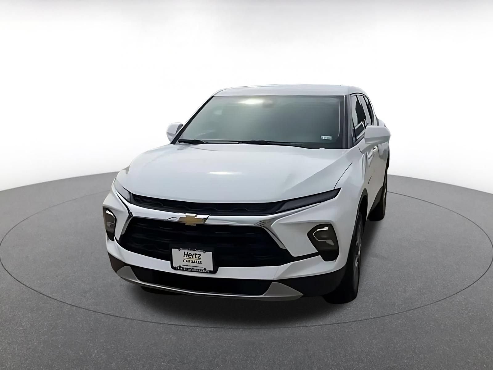 Used 2026 Chevrolet Blazer LT FWD image 6