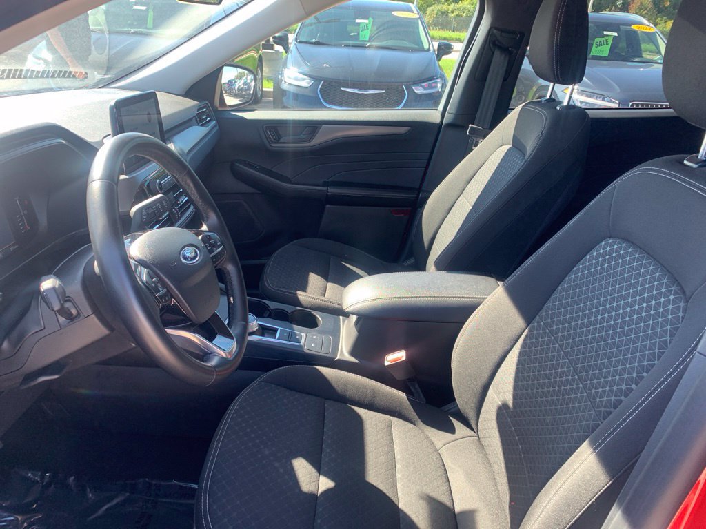 Used 2024 Ford Escape Active AWD/4WD image 14