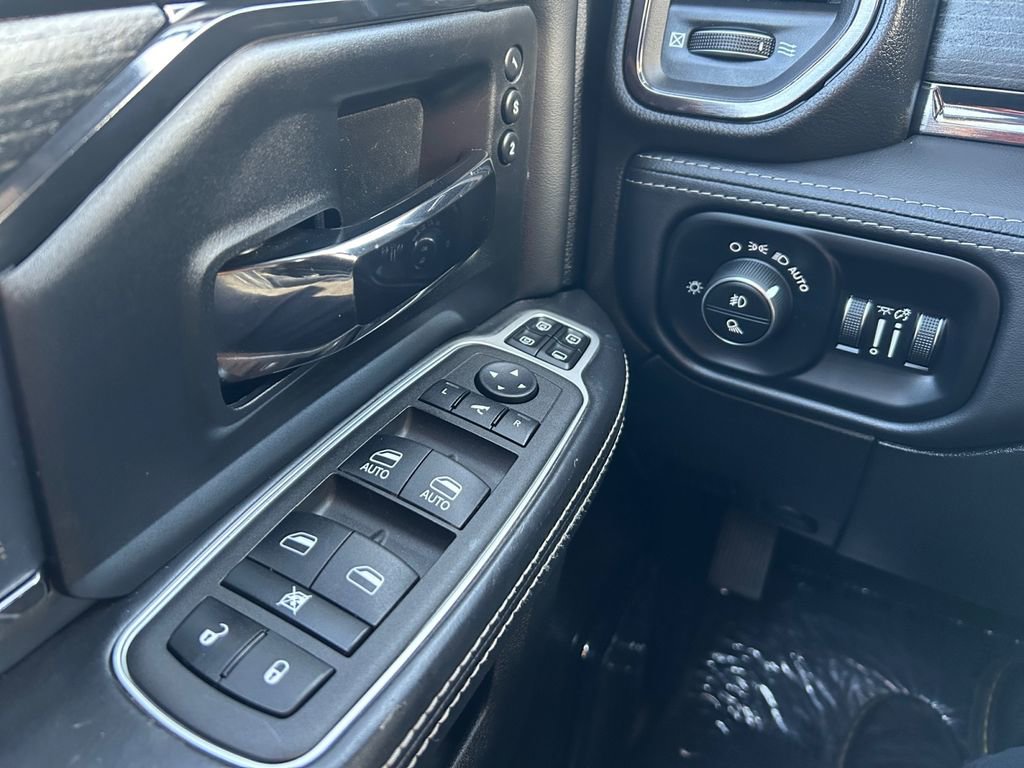 Used 2023 RAM 2500 Limited image 19