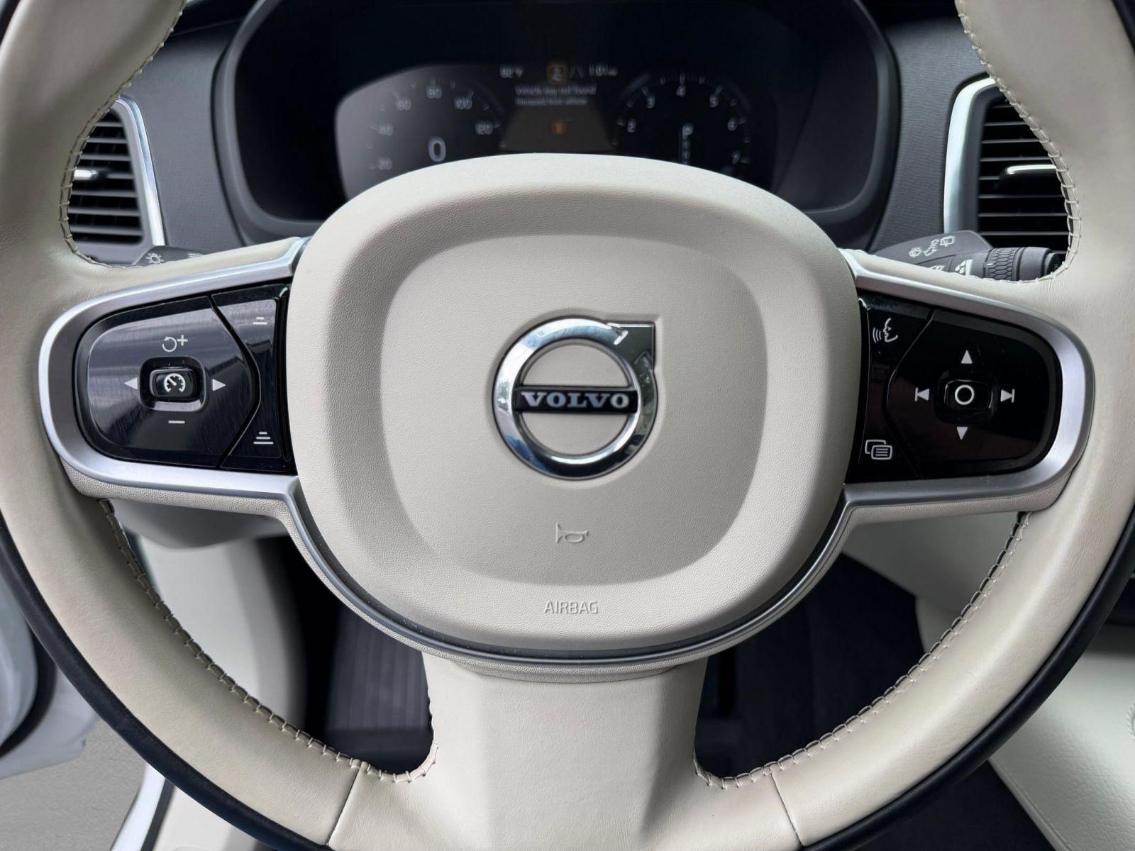 Used 2020 Volvo XC90 T5 Momentum w/ Protection Package AWD/4WD image 11