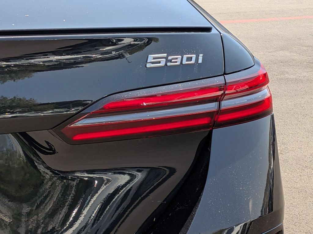 New 2027 BMW 530i w/ M Sport Package RWD image 22