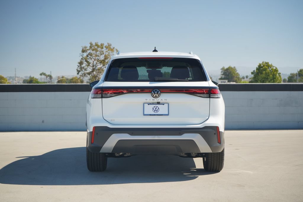 New 2026 Volkswagen Tiguan SE FWD image 4