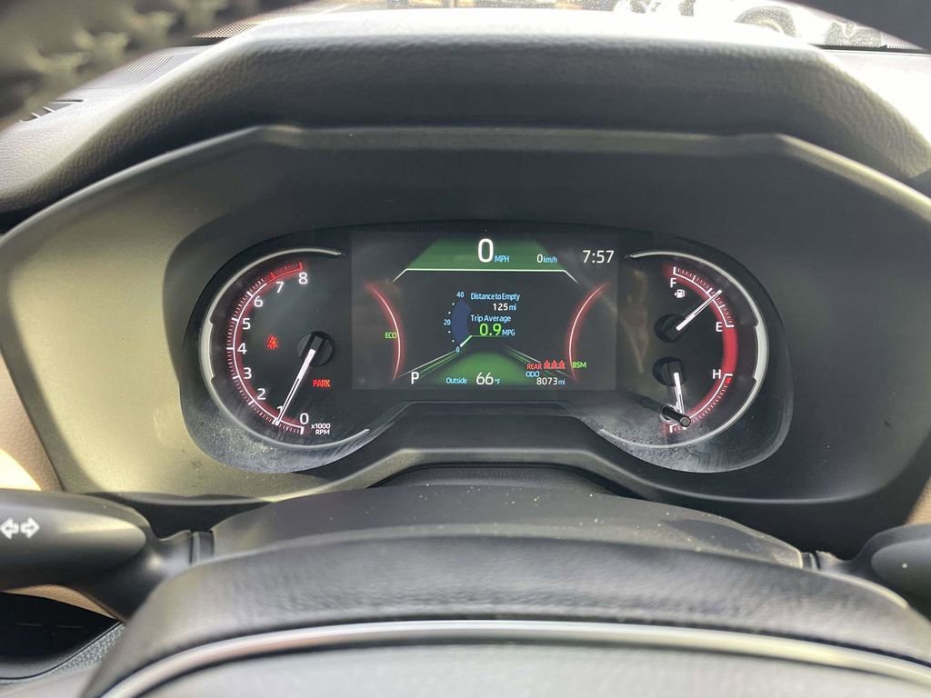 Used 2025 Toyota RAV4 XLE Premium FWD image 37
