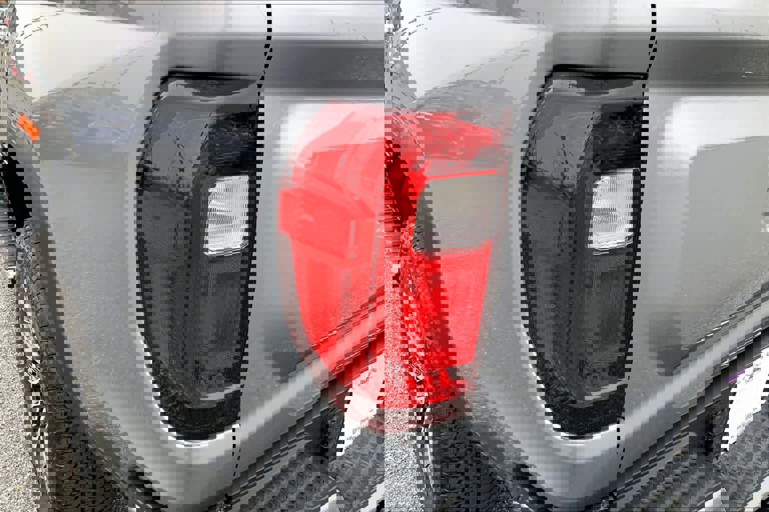 Used 2023 GMC Canyon Denali image 27