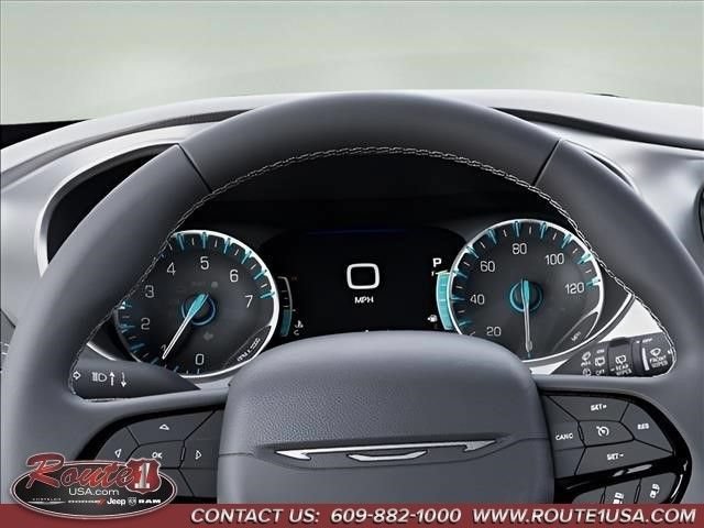 New 2027 Chrysler Pacifica Limited AWD/4WD image 18