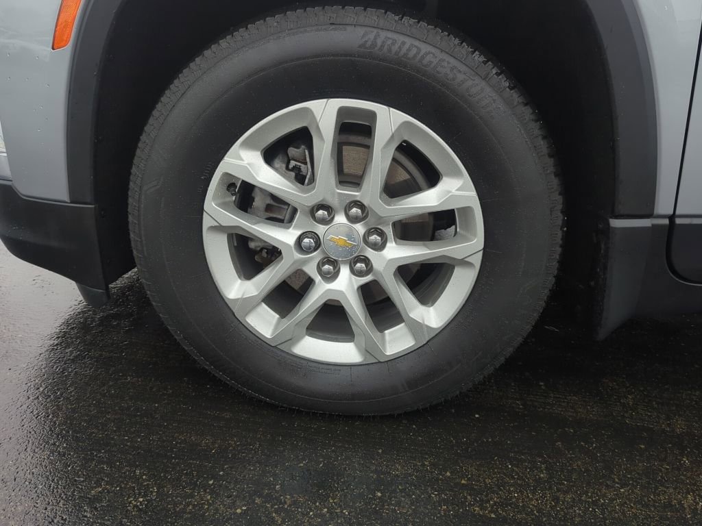Certified 2024 Chevrolet Traverse LS w/ Safety Package image 10