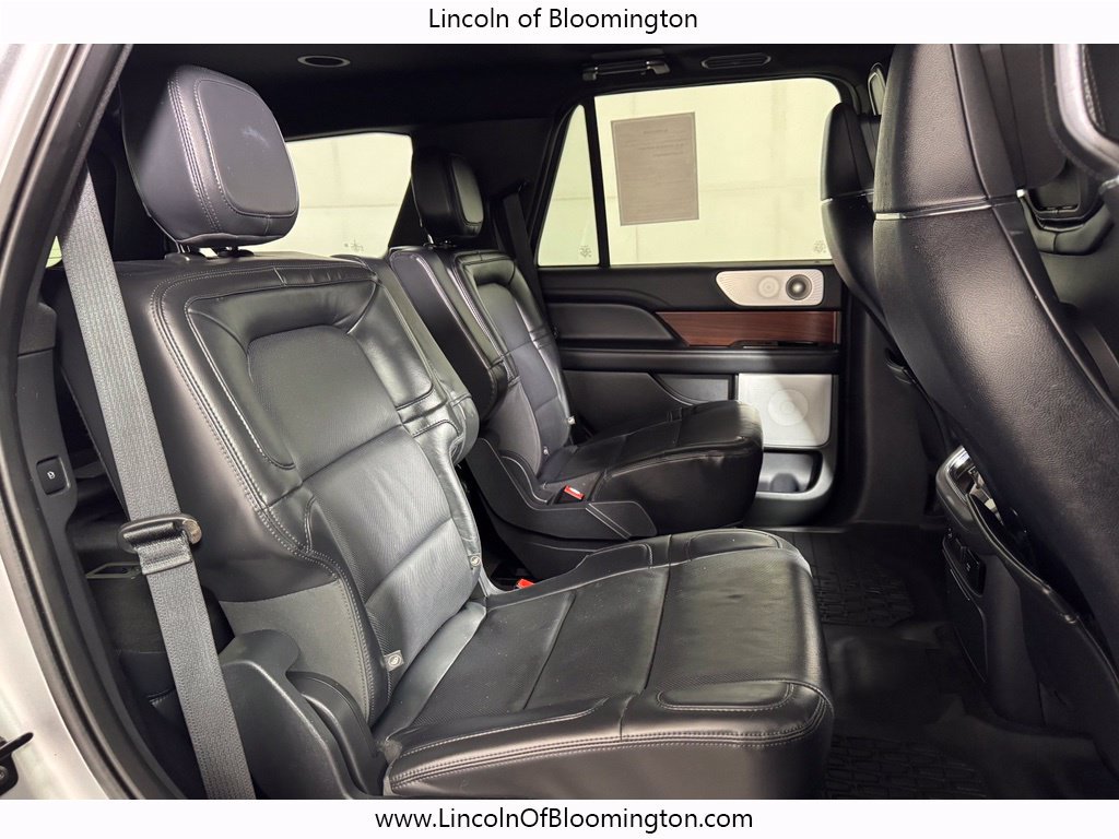 Certified 2023 Lincoln Navigator Reserve AWD/4WD image 12