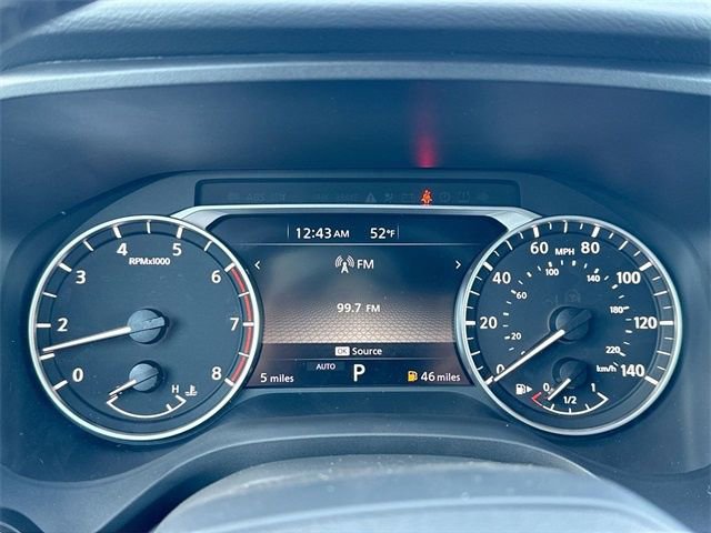 Used 2025 Nissan Rogue SV image 26