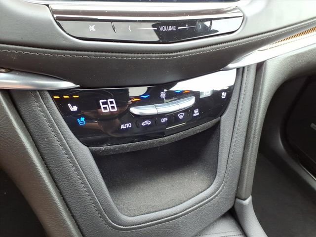 Used 2019 Cadillac XT5 Platinum image 30