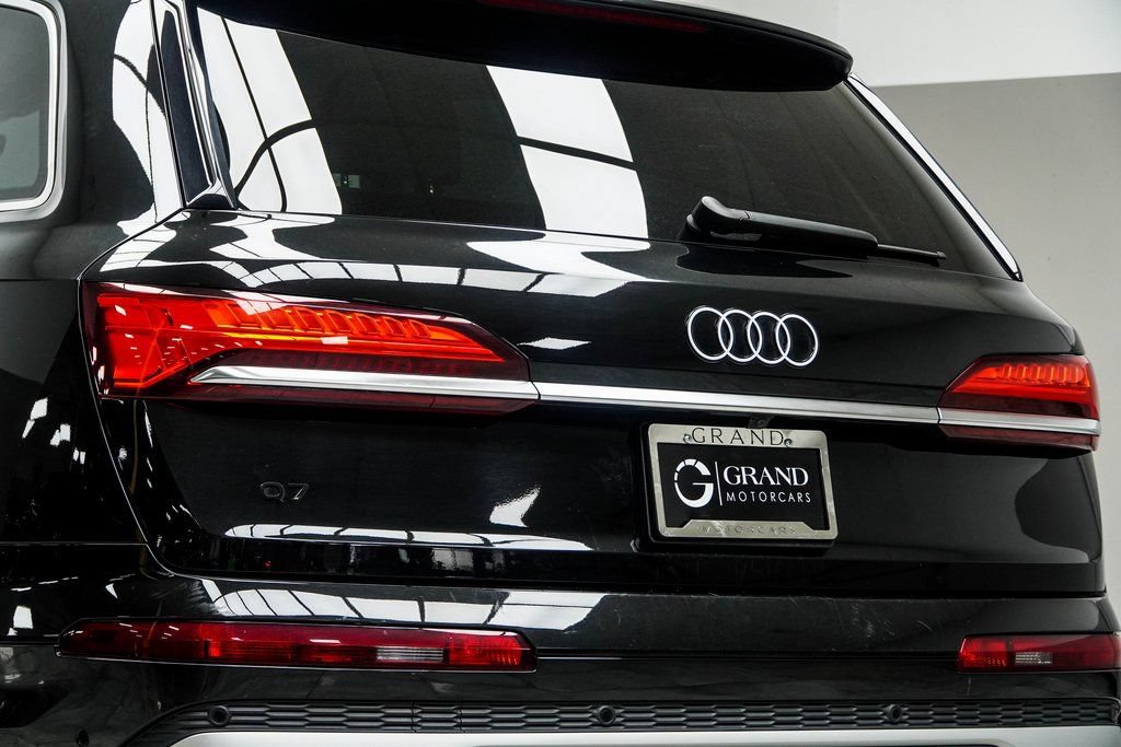 Used 2025 Audi Q7 3.0T Premium Plus AWD/4WD image 14