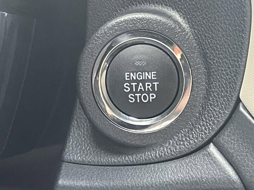 New 2025 Subaru Outback Limited w/ Popular Package #2 image 30