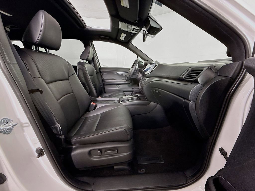 Certified 2023 Honda Passport EX-L image 26