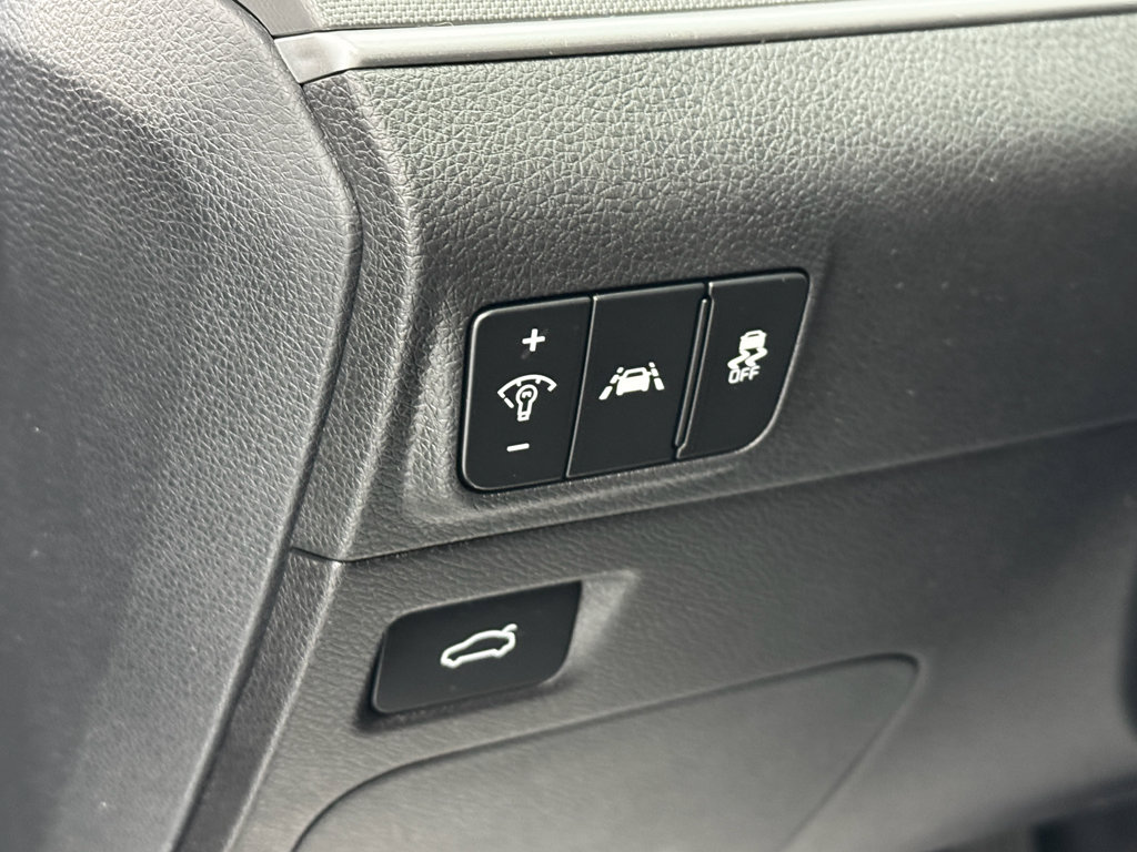 Used 2021 Kia K5 LX image 13