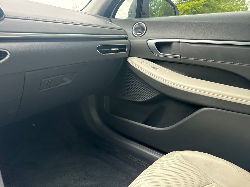 Used 2023 Hyundai Sonata Limited FWD image 18