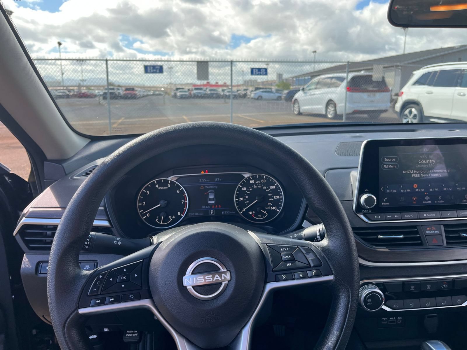 Used 2024 Nissan Altima 2.5 SV FWD image 31