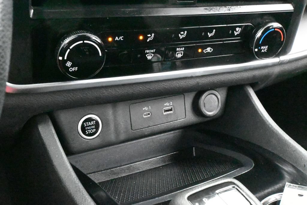 Used 2023 Nissan Rogue S FWD image 20