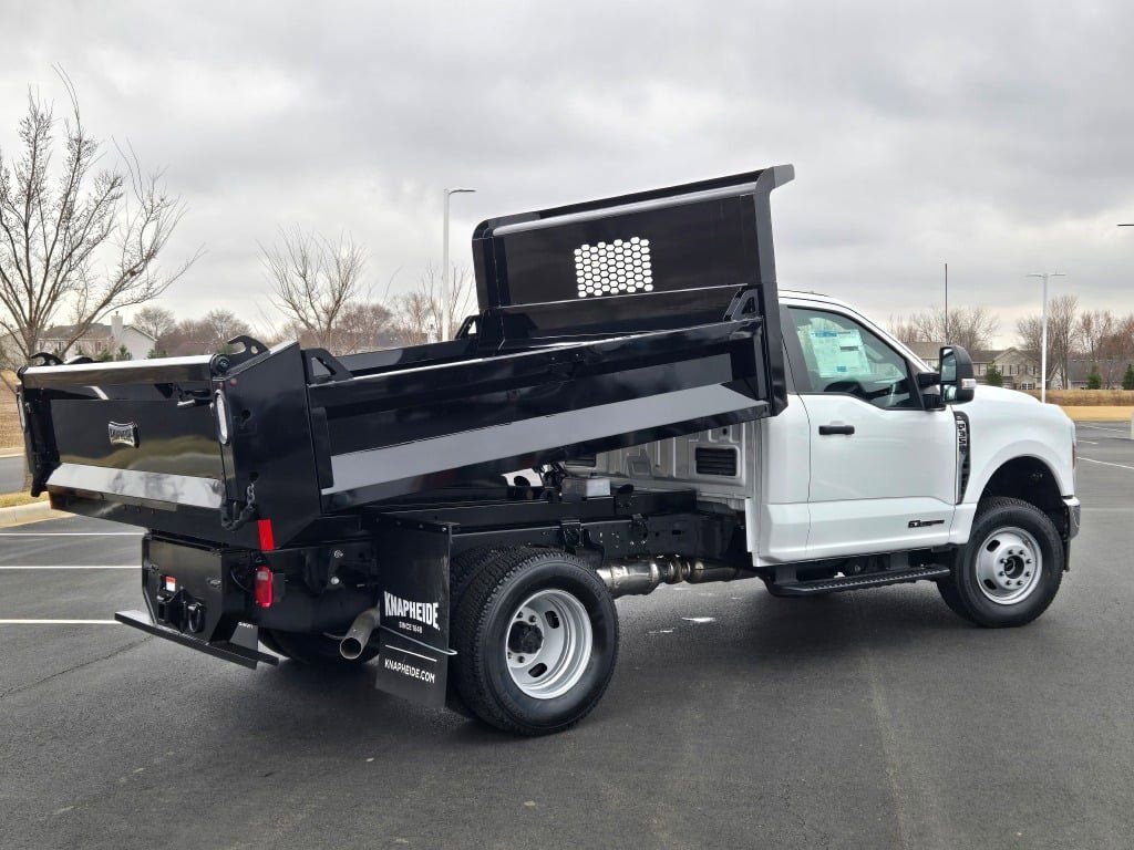 New 2025 Ford F350 XL w/ XL Chrome Package image 28