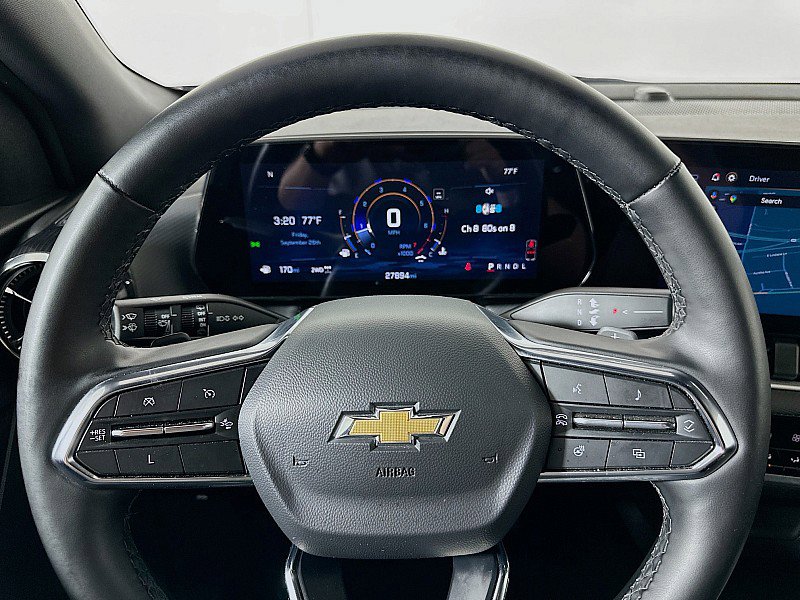 Used 2025 Chevrolet Equinox LT w/ Convenience Package II image 12