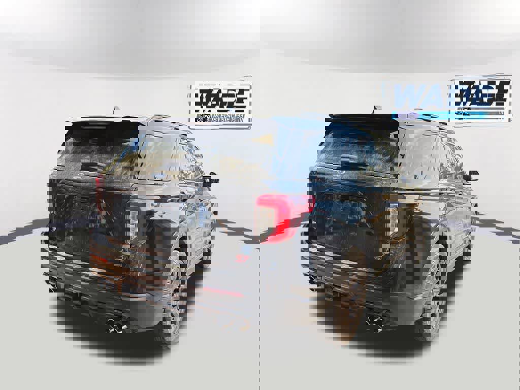 Used 2023 Ford Explorer ST w/ Equipment Group 401A image 4