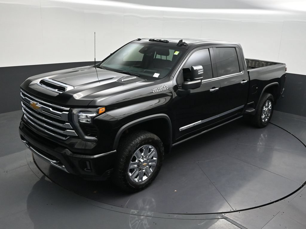Used 2024 Chevrolet Silverado 2500 High Country w/ High Country Premium Package AWD/4WD image 17