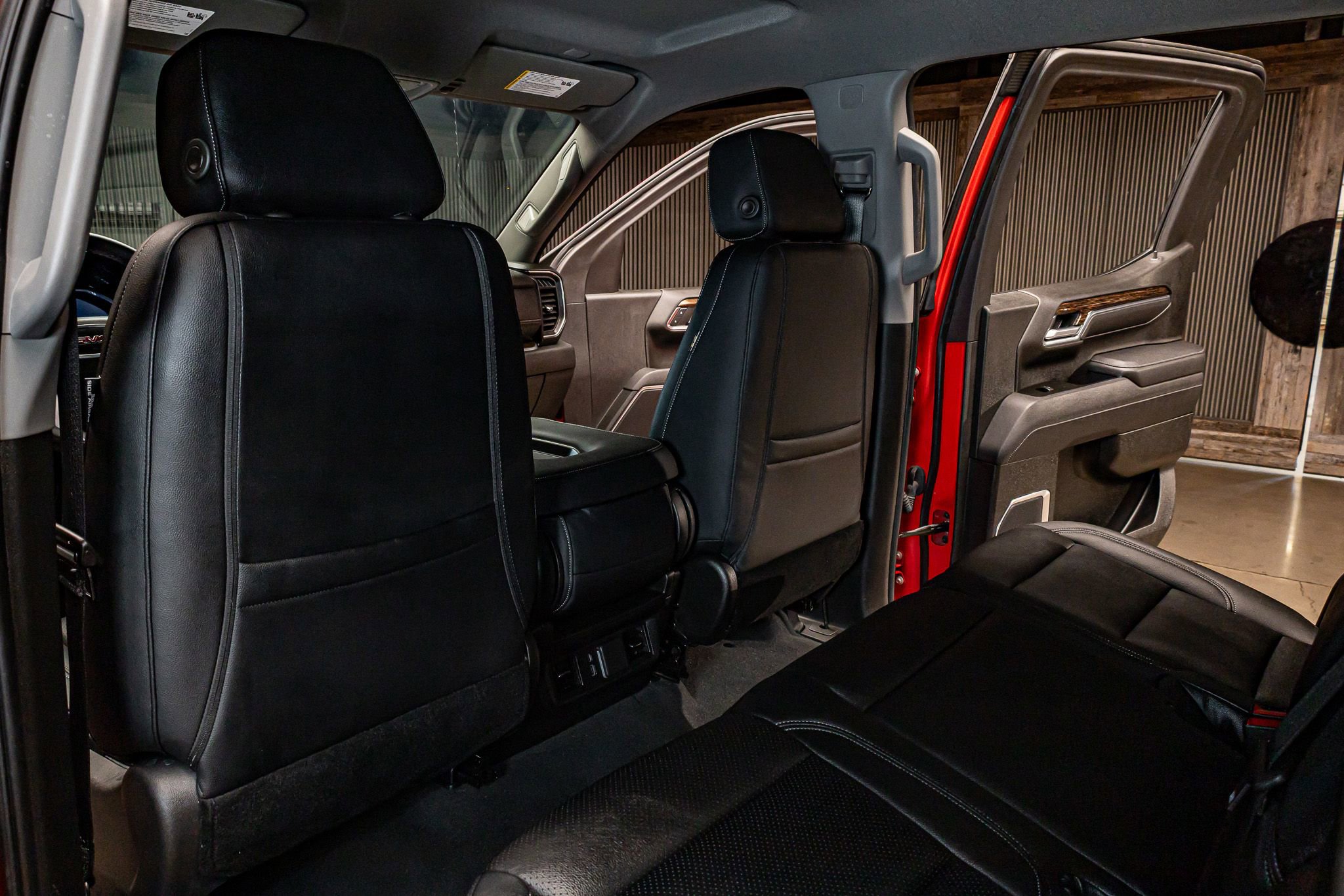 Used 2025 GMC Sierra 1500 Elevation image 24