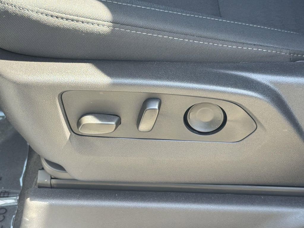 Used 2024 GMC Sierra 1500 SLE image 22