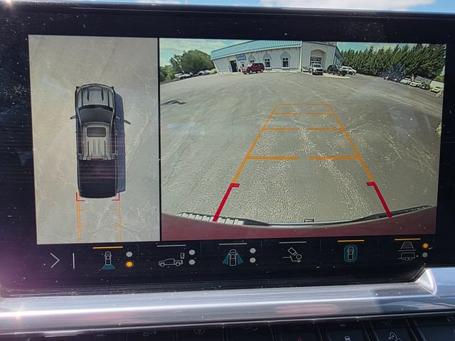 Used 2023 Chevrolet Silverado 1500 LTZ AWD/4WD image 36