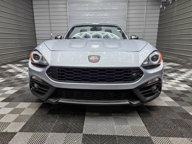 Used 2018 FIAT 124 Spider Abarth w/ Convenience Group RWD image 3