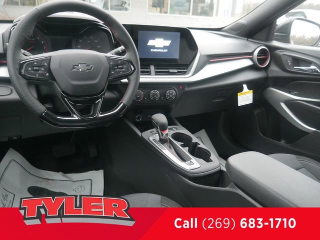 New 2026 Chevrolet Trax RS w/ Driver Confidence Package FWD image 39