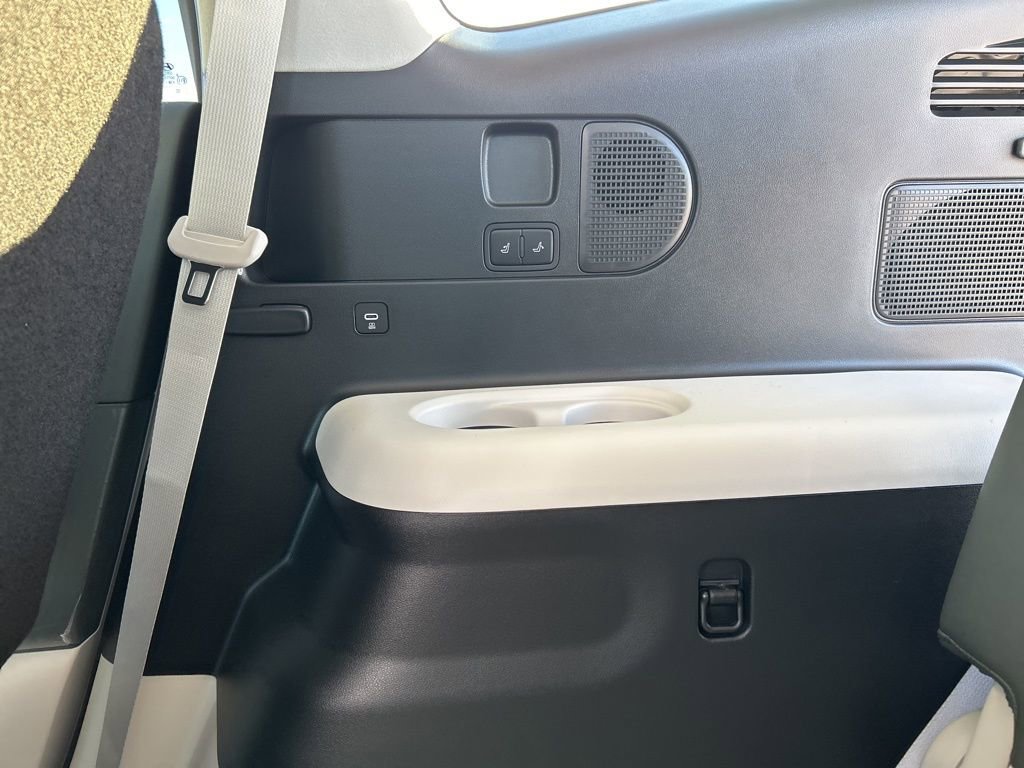 New 2026 Hyundai Ioniq 9 Calligraphy image 27