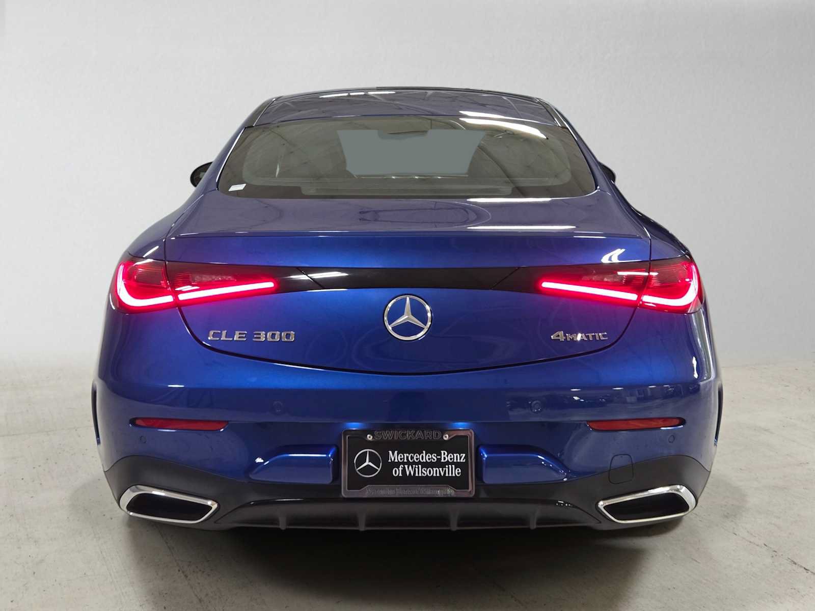 Certified 2025 Mercedes-Benz CLE 300 4MATIC Coupe image 4