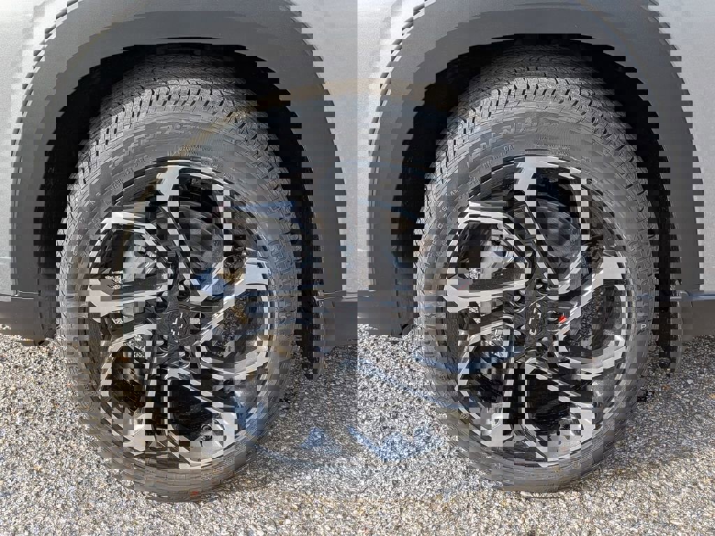 New 2026 Chevrolet Trax RS w/ Sunroof Package image 12